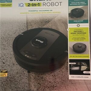 Shark Iq 2 in 1 robot